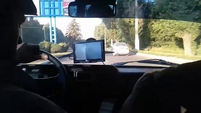 Дорога на ярмарку голубей в г.Донецк. смотреть онлайн