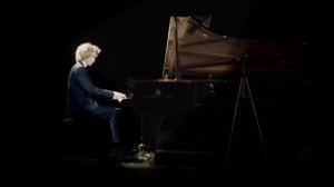 Пётр Чайковский. Времена года: Октябрь. Иван Бессонов.
Ivan Bessonov Tchaikovsky October