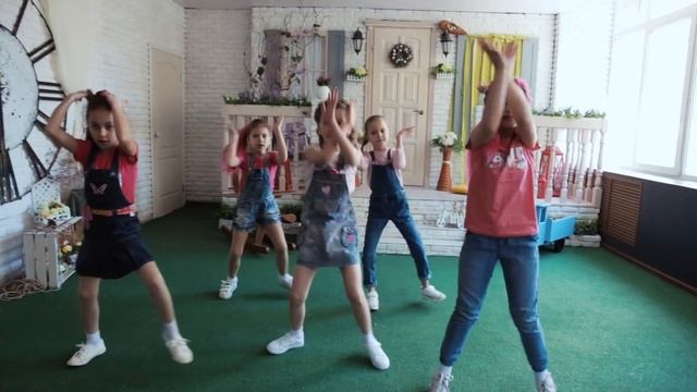 All About That Bazz-DAGAVAQ Choreography by Елена Безрученко All Stars Dance Centre 2019 смотреть онлайн