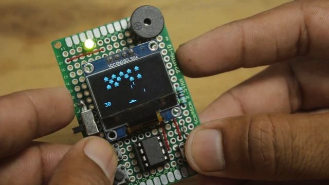 How to Make mini gaming console at your home смотреть онлайн