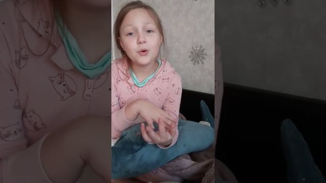 Крылов ворона и лисица басня смотреть онлайн