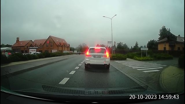 Ja mam kamerę z przodu i z tyłu i nagrywałem to co zrobiłeś... смотреть онлайн