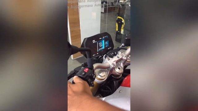 Conociendo la BMW F900R muy top 🔥 смотреть онлайн