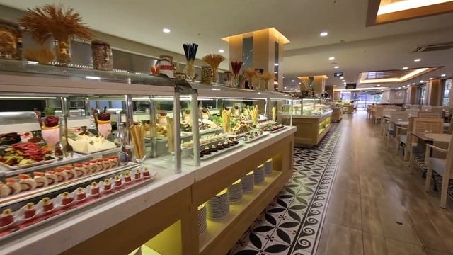 Ramada Hotel & Suites By Wyndham Kuşadası