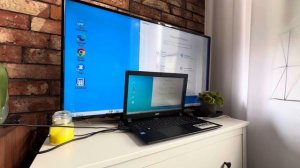 Как сделать что-бы ноутбук при закрытии не выключался и выдавал изображение на телевизор Windows 10