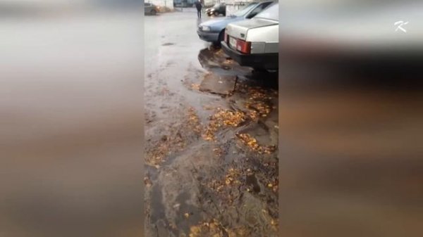 Улица Бутова, грязный пятачок