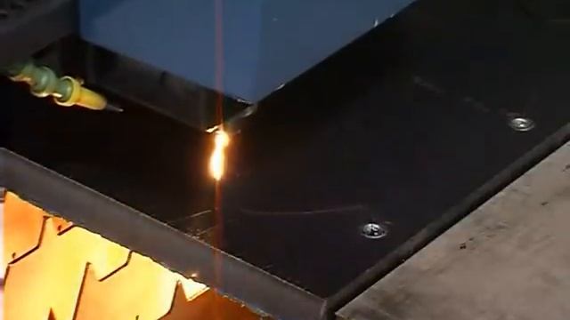 4000 watt Prima Platino Cutting 25mm material смотреть онлайн