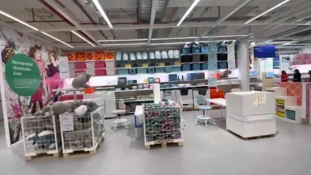 Wait Karte Karte Vlog Ban Gaya😆 ||Shezaan Shaikh||Moonzarin|| ShaikhFamily|| Smaaash||Pheonix Mall