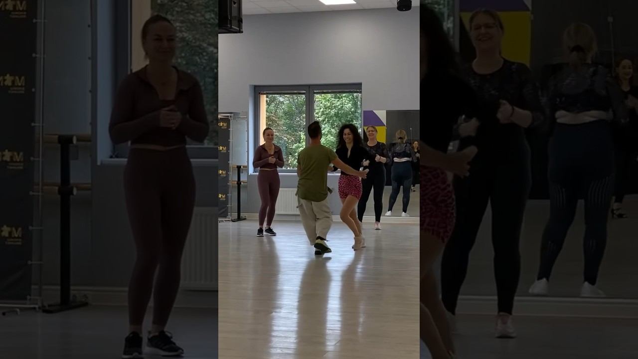 Атмосфера дня открытых дверей. В ритме сальсы Валерия Рапанова & Александр Тимофеев | #salsa смотреть онлайн