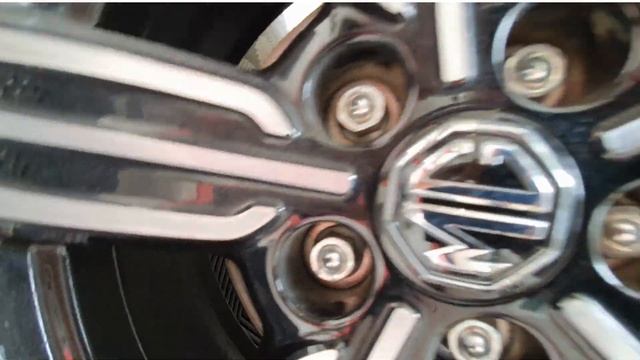 THE 1.5 MG ZS CROSSOVER SUV WALKAROUND смотреть онлайн