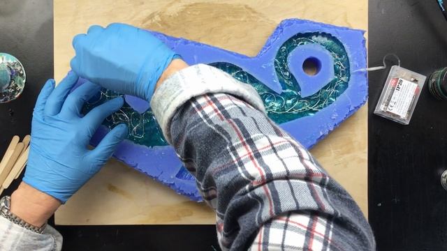 ( 1000 ) How to make a resin mold for a resin seahorse смотреть онлайн