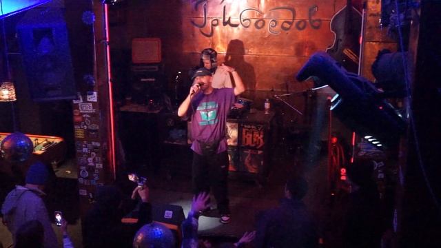 Громъ - СДЕЛАЙ СЕБЯ САМ (Boombap Masterz live) смотреть онлайн