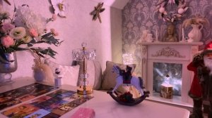 ЗАЧЕМ ОН ОТКРЫЛ НА ВАС ОХОТУ ?!