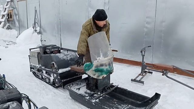 Самоделки для тайги. Обзор мотобуксировщиков. Часть 1. смотреть онлайн