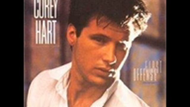 Corey Hart - "She Got The Radio" (Audio) смотреть онлайн