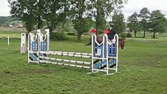 Verča Démon parkur смотреть онлайн