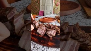 Вкуснейшая грудинка по деревенски #деревня #жизньвдеревне #заимка #хутор #2024 #русскаядеревня