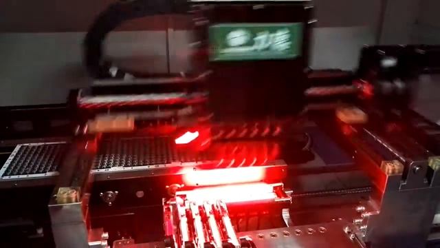 Chinese smt pick and place machine placing ics and resistors and capacitors смотреть онлайн