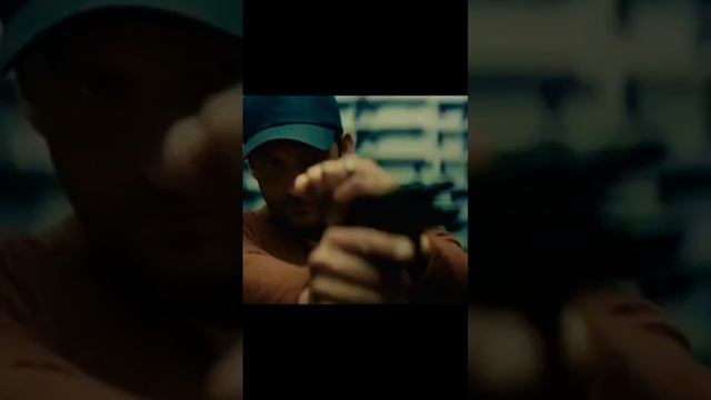 Стук в дверь (Стук в хижине) СМОТРЕТЬ ФИЛЬМ В КОММЕНТАРИЯХ #shorts #short смотреть онлайн