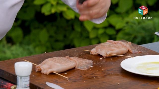 Командорский кальмар на гриле с начинкой. Рецепт приготовления на мангале. | Шеф-повар Сергей Лигай смотреть онлайн