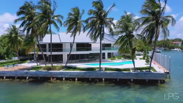 1 HOUR TOUR OF THE MOST EXPENSIVE HOMES FOR SALE IN FLORIDA INTERIOR DESIGN TRENDS 2025 смотреть онлайн