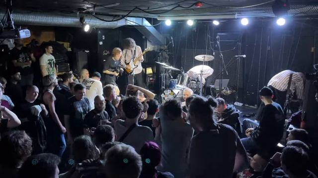WLVS - Ноль (live in @punk fiction 25.02.2022) смотреть онлайн