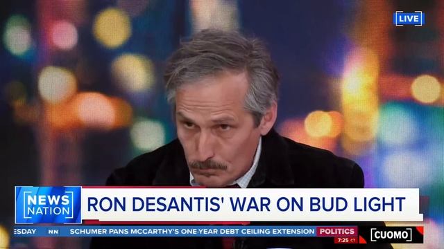 DeSantis fights with Disney, Bud Light a smart move? | CUOMO смотреть онлайн