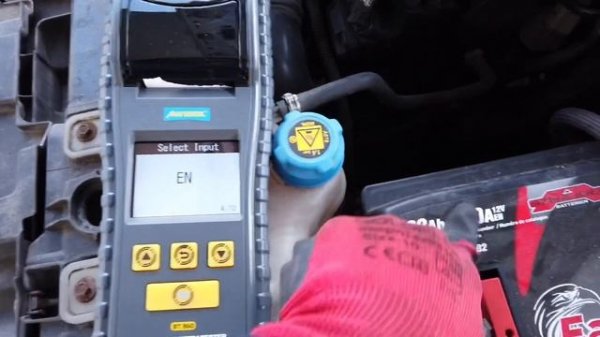 Autool BT-860 battery capacity, car charge and crank tester review