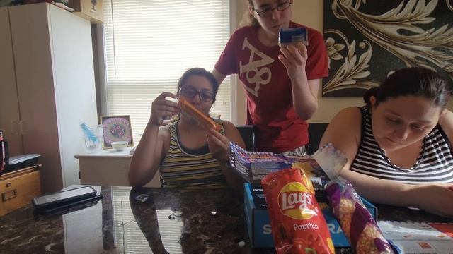 Snack Crate (Germany) смотреть онлайн