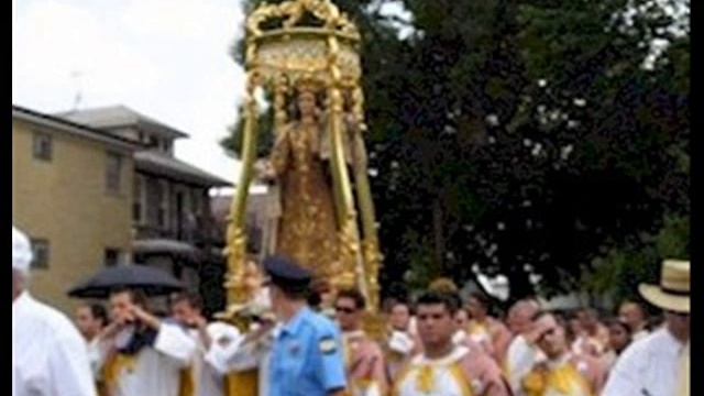 Ave del Carmine смотреть онлайн