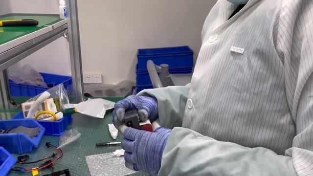 v mount battery factory смотреть онлайн