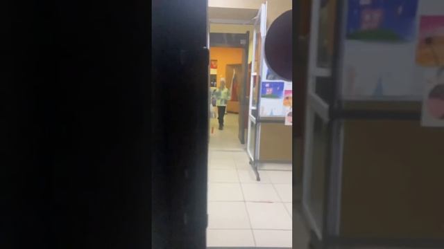ЕЩЕ ОДИН ДЕНЬ В ШКОЛЕ ИЛИ ДЕНЬ СУРКА смотреть онлайн