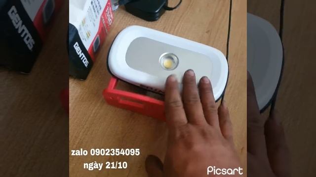 Đèn pin chiếu sáng rộng hãng gentos 1300 lumen hàng nhật bãi mới chưa xài смотреть онлайн
