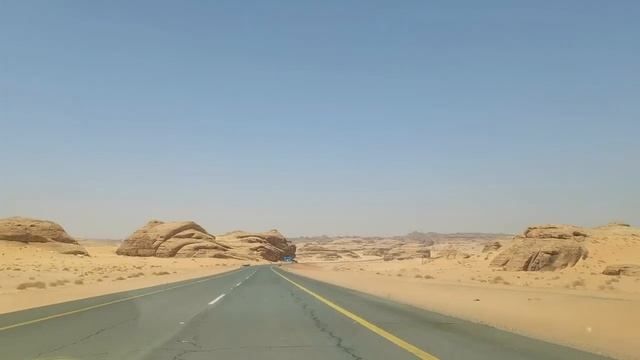 Roadtrip from Abqaiq to Al Ula, Saudi Arabia (More than 14 hours, 1,400+ kilometers) смотреть онлайн