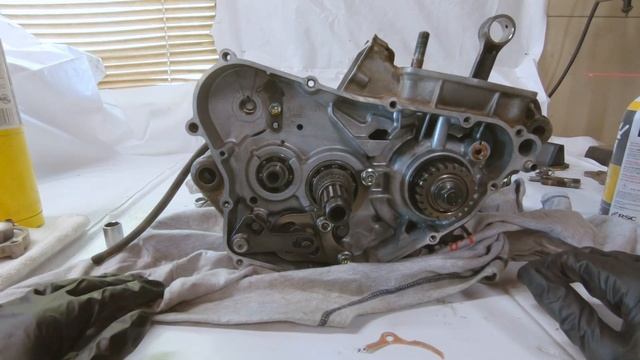 CR250R Engine Disassembly! CR250R Build #4
