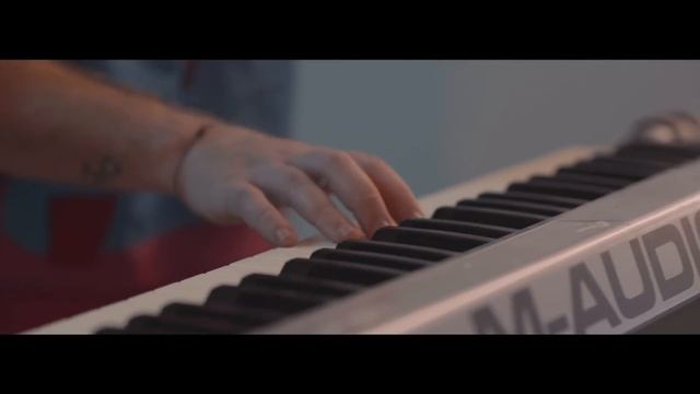 Şanışer Live Sessions - Beni Bana Yar Etmezler смотреть онлайн