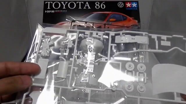 タミヤ　1/24 トヨタ８６　開封＆レビュー смотреть онлайн