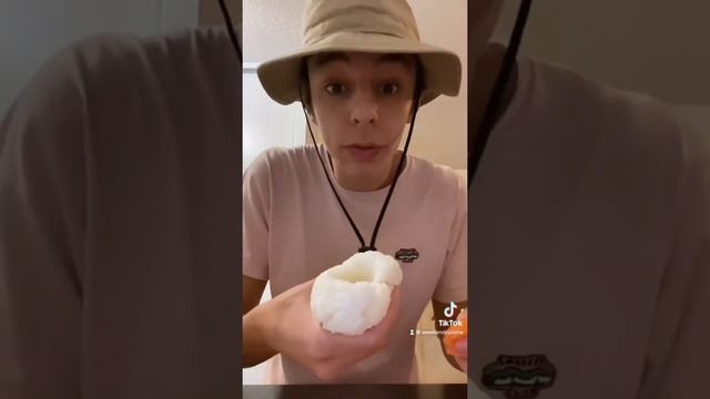 RECETTE ONIGIRI RAPIDE ! 🍙 #shorts смотреть онлайн