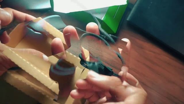 The Unboxing of Razer Viper Mini смотреть онлайн