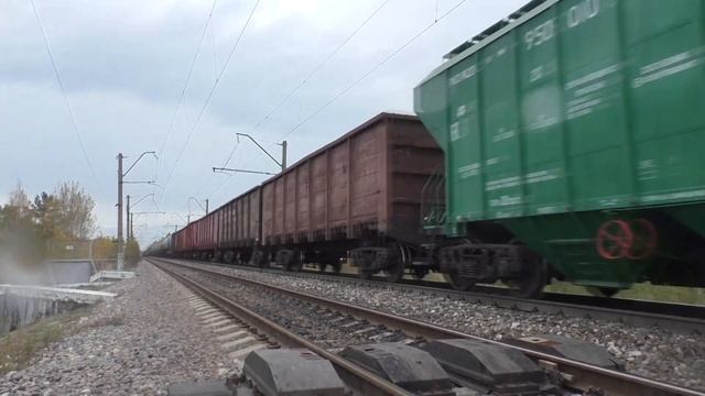 "ВЛ80Т" Электровоз ВЛ80Т-2064 с грузовым поездом, 1 октября 2023 г. смотреть онлайн