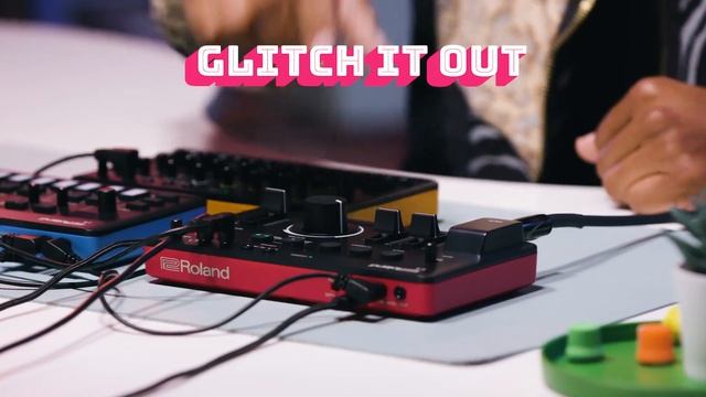 Roland Aira Compact E-4 Voice Tweaker | MoMA Design Store смотреть онлайн