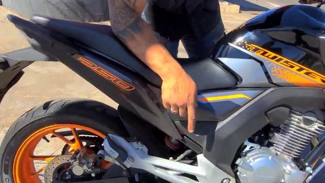 Escapamento esportivo Honda CB 250F twister ponteira taylor made ronco estilo o original Cod.2023 смотреть онлайн