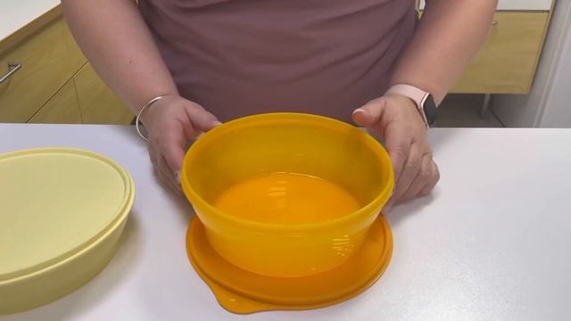 Чаши для хранения и транспортировки *Классика* 1 л и 1.4 л Tupperware смотреть онлайн