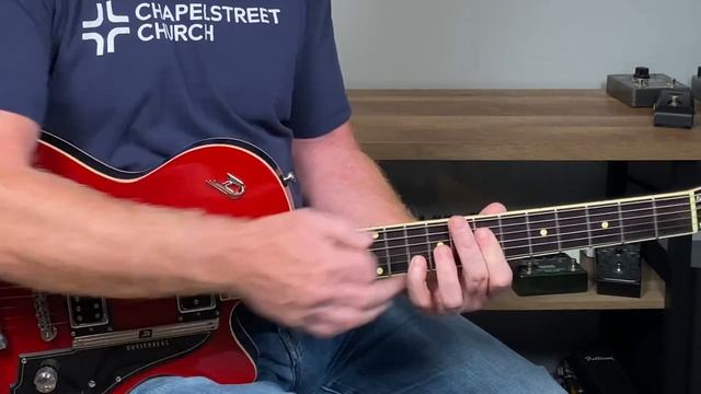 USEFUL CHORD TRICKS For Rhythm And Lead Guitar смотреть онлайн