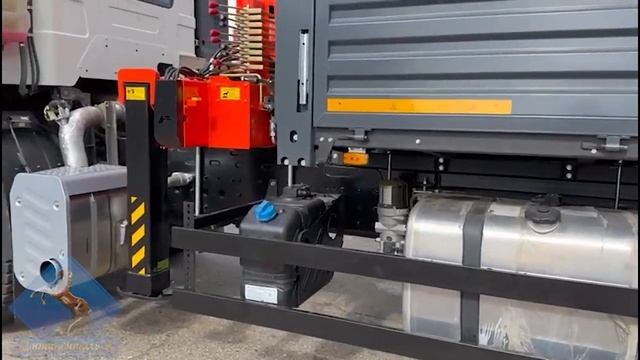 Установили бортовую платформу и КМУ Канглим 1256 на автомобильное шасси FAW J6P-390... смотреть онлайн