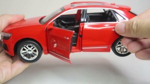 Игрушечная коллекционная машинка Audi Q8 quattro со звуком от DIE-CAST CHE ZHI