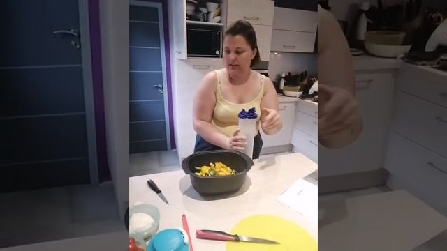 Baba Suzette et gratin de pâtes à l italienne смотреть онлайн