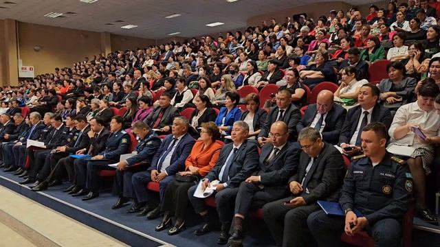 Білім беру ұйымдарының қызметіндегі құқықбұзушылықтардың алдын алу бойынша кеңейтілген жиналыс смотреть онлайн
