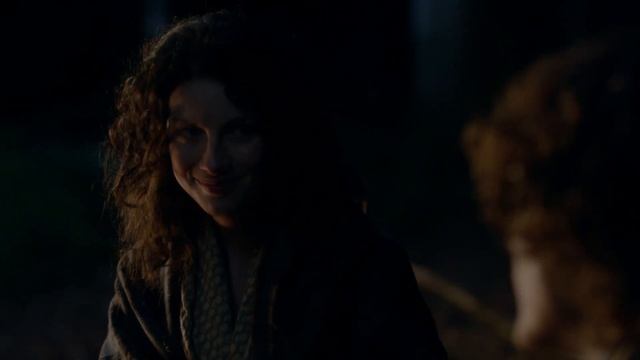 Claire and Jamie Meet By The Fire | Outlander смотреть онлайн