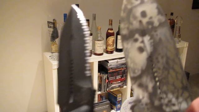 Microtech Crosshair, Desert Skull Fixed смотреть онлайн